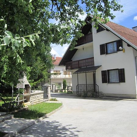 Guest House Sveti Marko Gacka Otocac Bagian luar foto