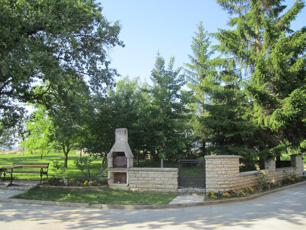 Guest House Sveti Marko Gacka Otocac Bagian luar foto