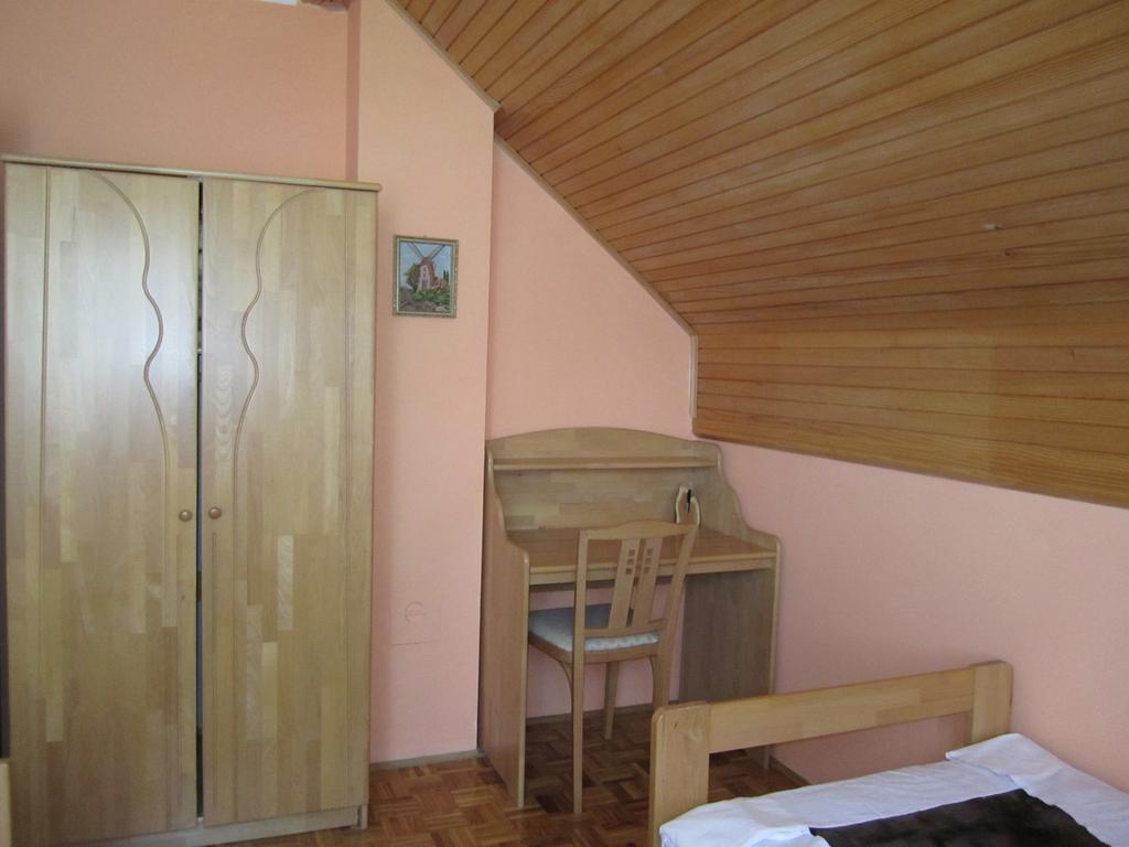 Guest House Sveti Marko Gacka Otocac Bagian luar foto