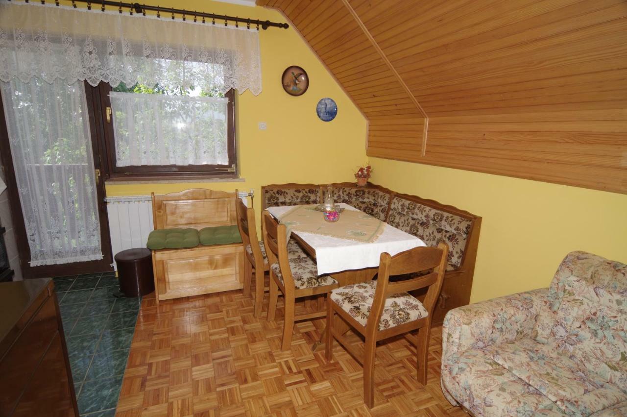 Guest House Sveti Marko Gacka Otocac Bagian luar foto